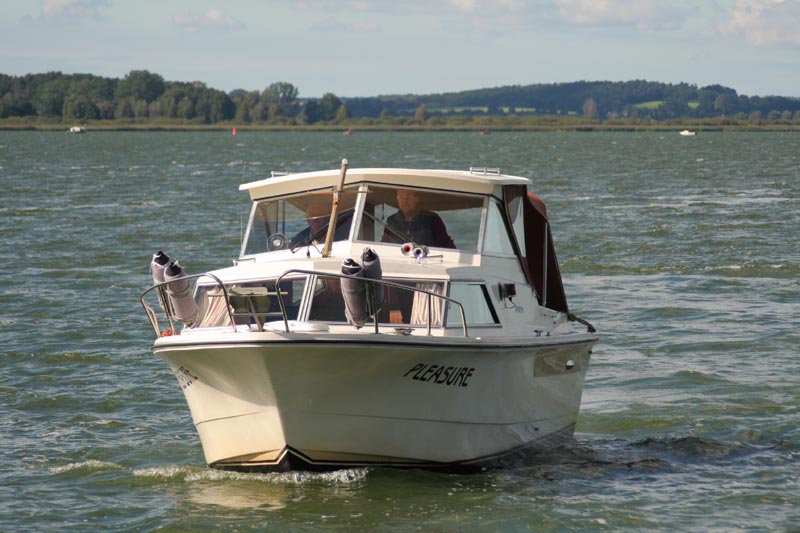 Hausboot Bootsvermietung Bootscharter & Bootstouren auf der Peene in Mecklenburg-Vorpommern